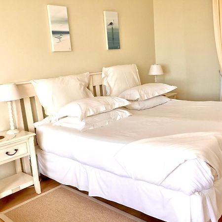 פלטנברג ביי Dolphins' Playground Beachfront B&B מראה חיצוני תמונה