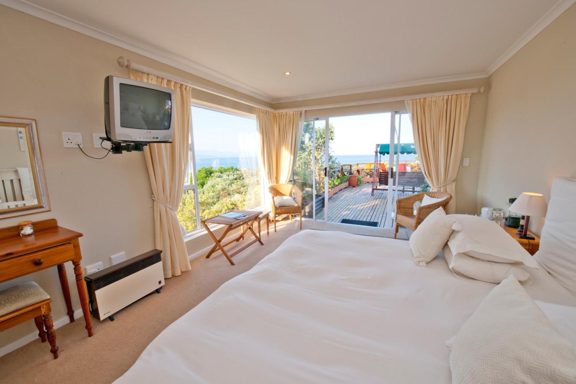 פלטנברג ביי Dolphins' Playground Beachfront B&B מראה חיצוני תמונה